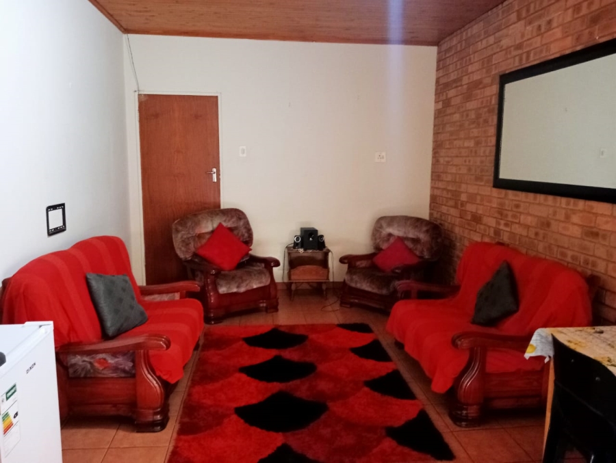 To Let 1 Bedroom Property for Rent in Kuruman Northern Cape